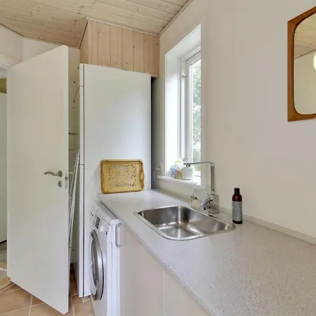 Erina By Interhome * גיב